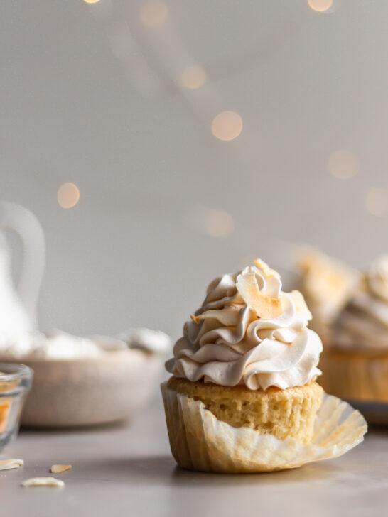 Vegan Coconut Cream Cupcakes