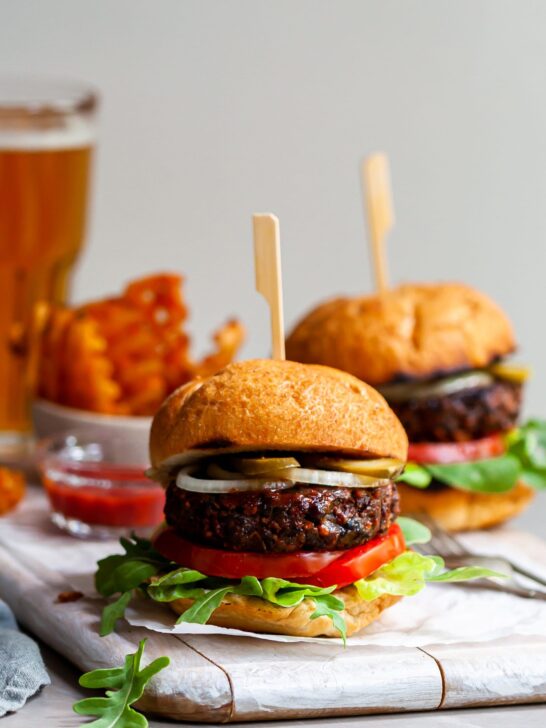 Vegan Burgers – Easy, Grillable and Hearty