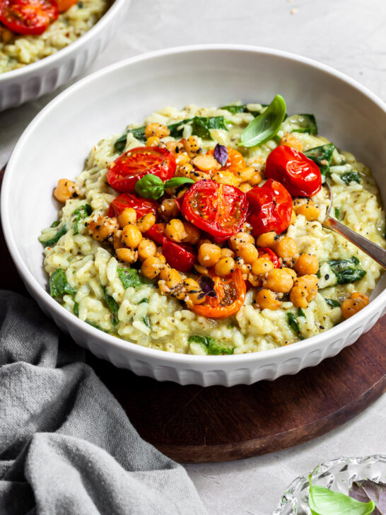 Pesto Risotto, Roasted Tomatoes & Chickpeas – Vegan & Gluten-Free