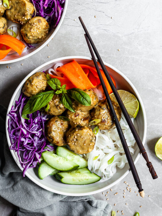 Thai Chickpea Meatballs & Coconut Curry Bowls – Vegan & GF